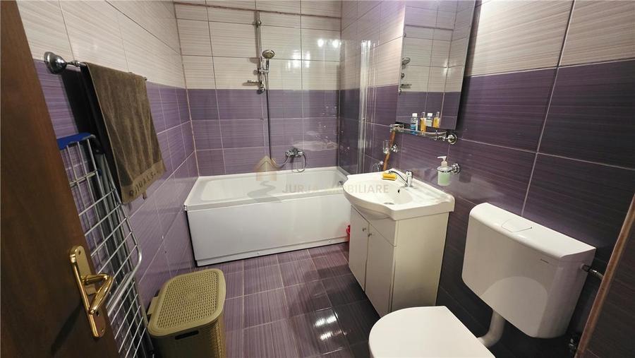 Apartament cu 2 camere semidecomandat, mobilat în Bună Ziua