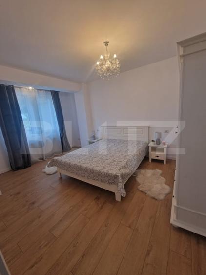Apartament cu 3 camere decomandat, mobilat în Central