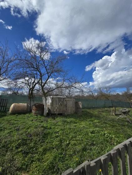 Casă cu 2 camere cu Teren 2876 Mp în Herneacova