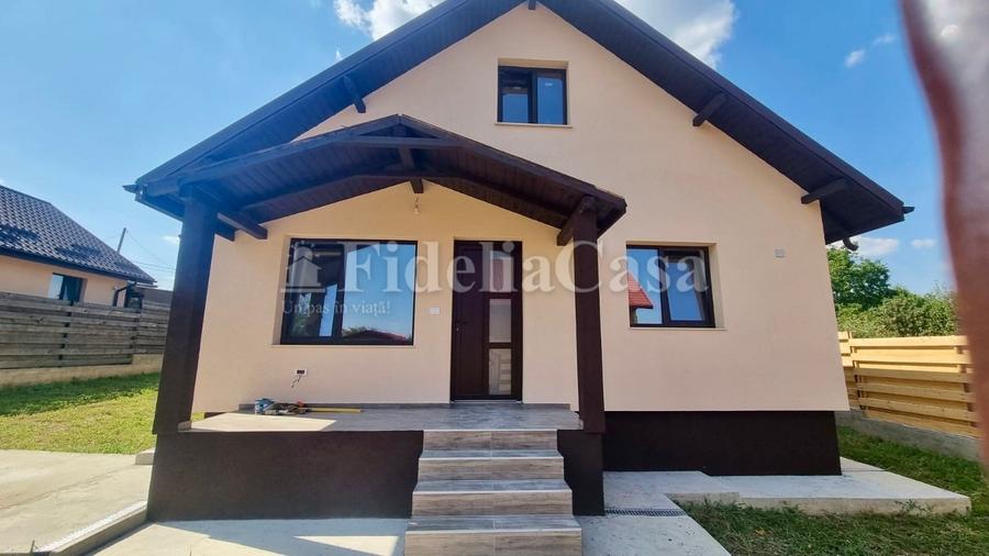 Casă individuală cu 3 camere decomandat cu Teren 365 Mp în Horpaz
