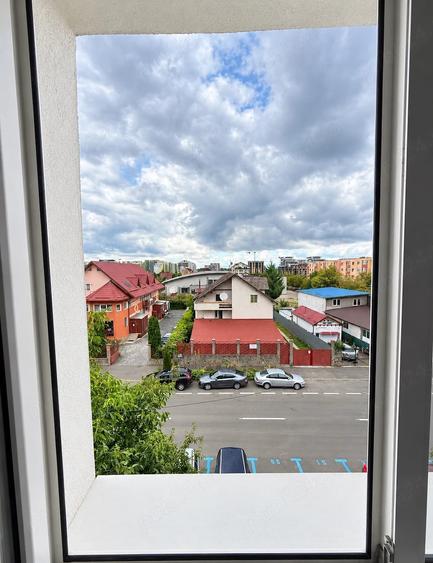 Garsonieră decomandată în Tractorul