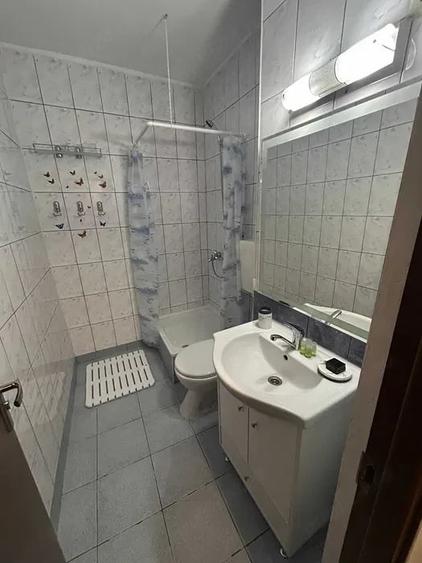 Garsonieră semidecomandată în Titan