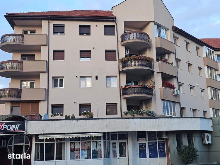 Apartament cu 2 camere decomandat în Central