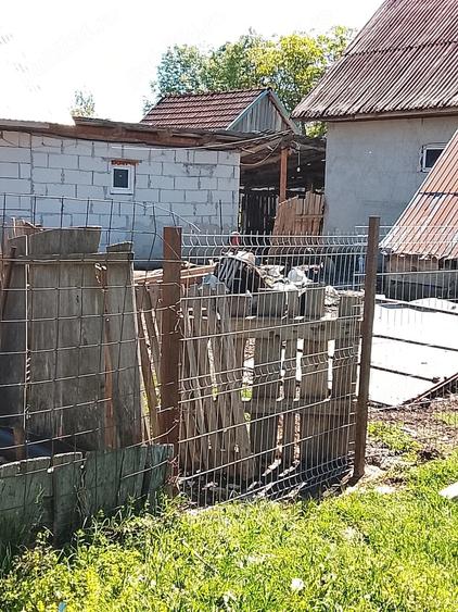 Casă cu 2 camere cu Teren 460 Mp în Marga