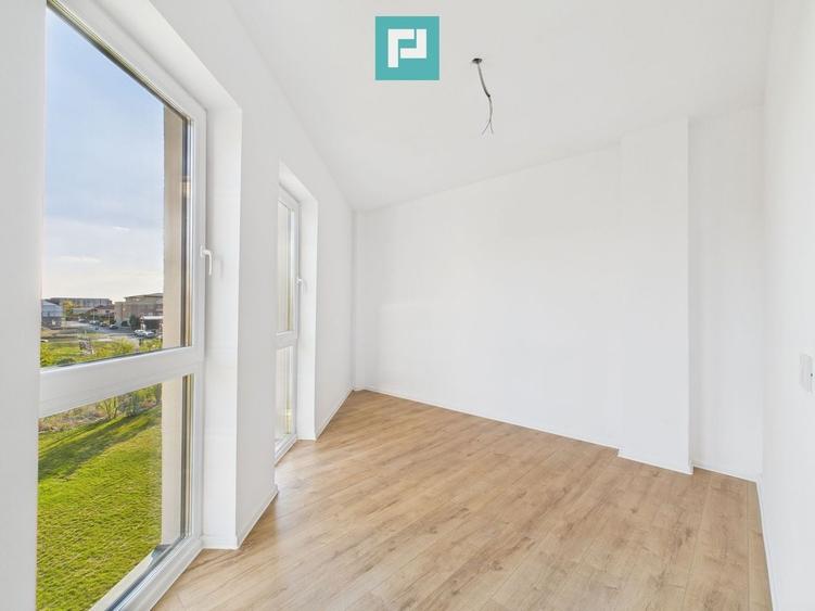 Apartament cu 2 camere semidecomandat în Aradului