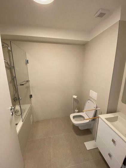 Apartament cu 2 camere decomandat în Aradului