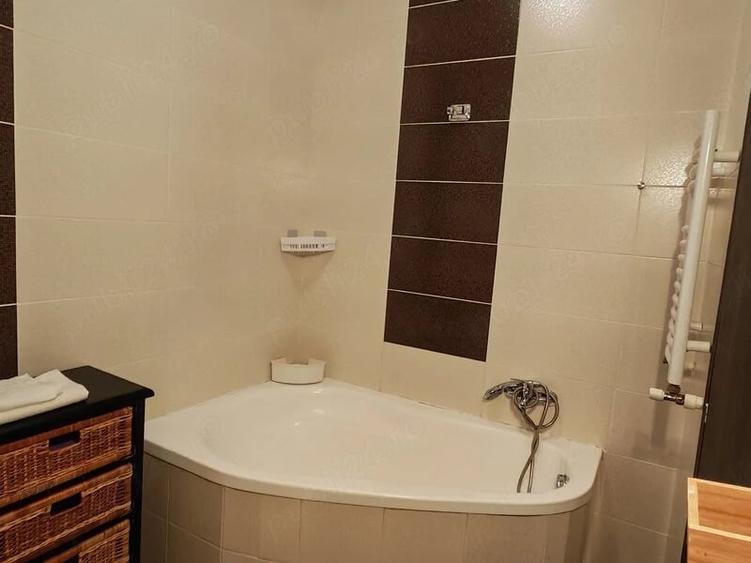 Apartament cu 3 camere decomandat, mobilat în Olteniței
