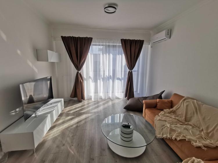Apartament cu 2 camere decomandat în Central
