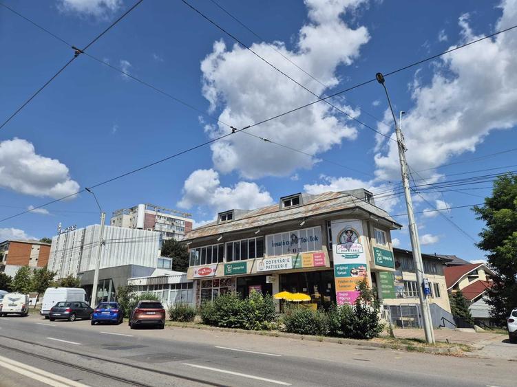 Spațiu comercial, în Tătărași