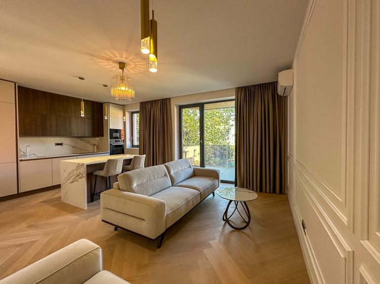 Apartament cu 2 camere semidecomandat în Iancu Nicolae
