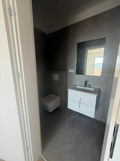 Apartament cu 3 camere decomandat în Decebal
