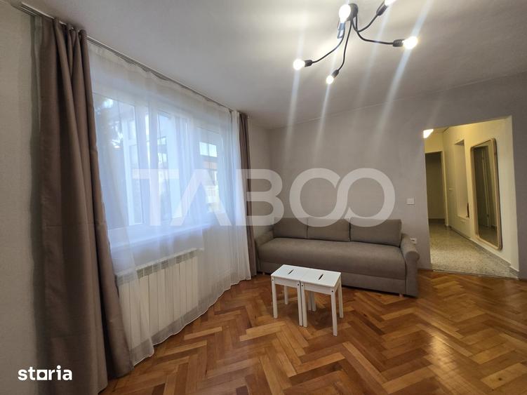Apartament cu 3 camere semidecomandat, mobilat în Mihai Viteazul