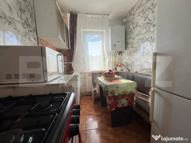 Apartament cu 2 camere semidecomandat în Central