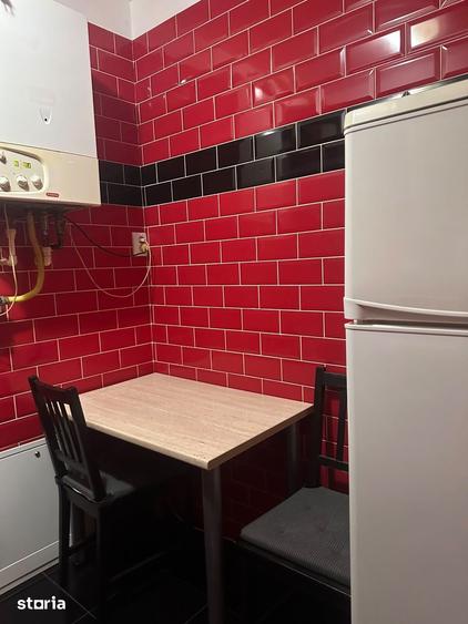 GARSONIERA - PET-FRIENDLY, CENTRALA PROPRIE, METROU 10 MINUTE - 6