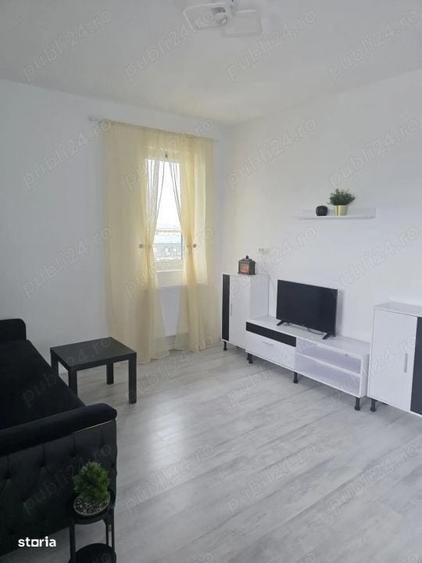 Apartament cu 2 camere decomandat în Roșu