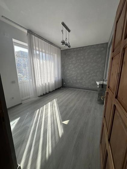 Spațiu comercial, de 125 mp, în Astra
