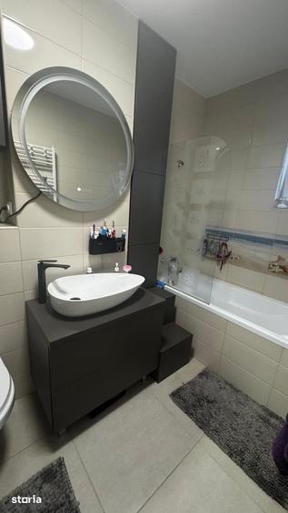 Apartament cu 3 camere decomandat în Terezian