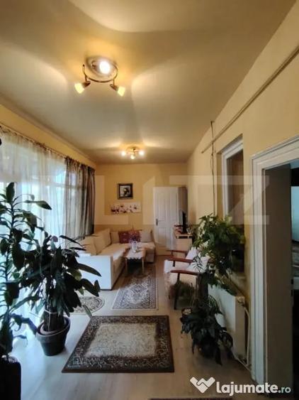 Casă cu 3 camere cu Teren 398 Mp în Central