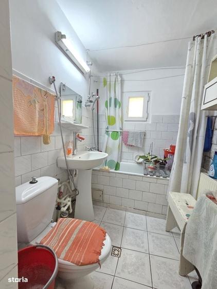 Apartament cu 2 camere decomandat în Independenței — fotografia 3