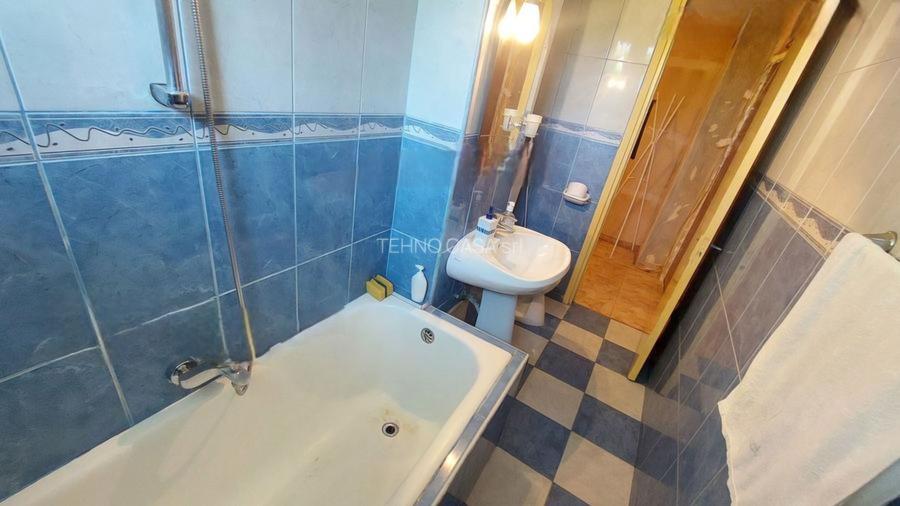 Apartament de vanzare - 8