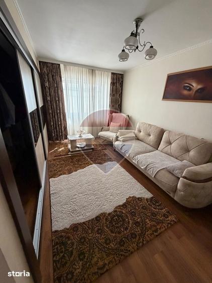 Apartament cu 3 camere în Lăpuș Argeș