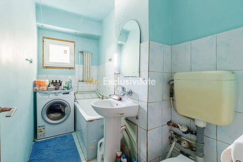 Apartament cu 3 camere decomandat în Sebastian