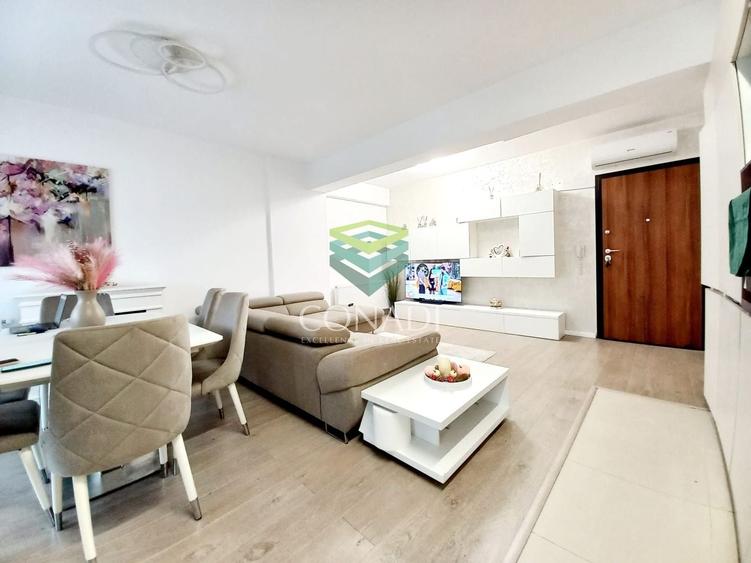 Apartament cu 3 camere semidecomandat, mobilat în Băneasa