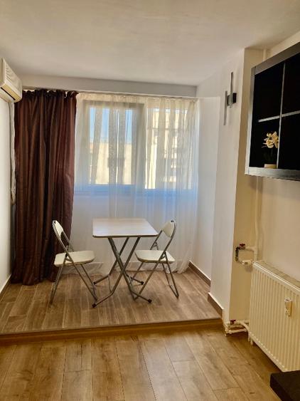 Garsonieră de închiriat,spațioasă, renovată, Titan  | 10 min metrou | Proprietar - 10