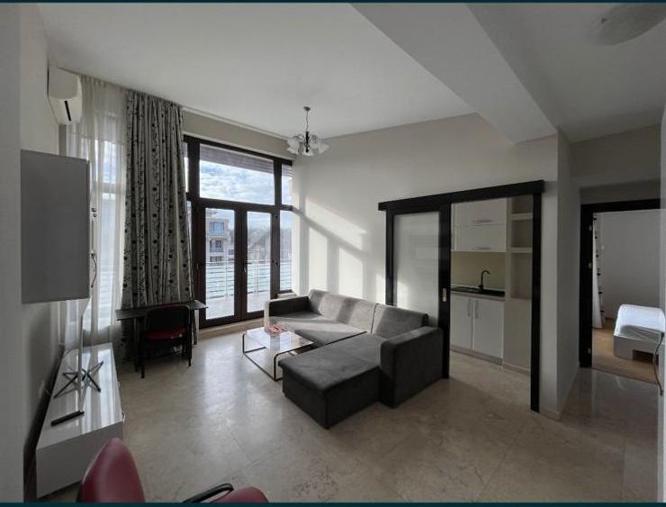 Apartament cu 3 camere decomandat în Copou