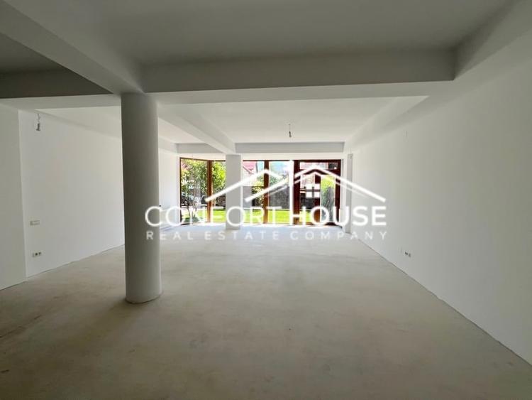 Duplex cu 6 camere cu Canalizare în Iancu Nicolae