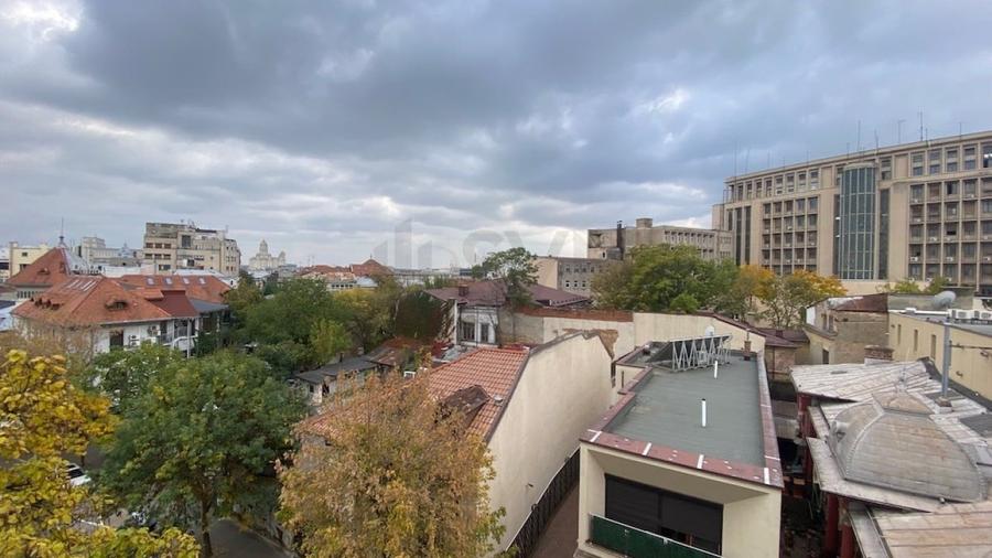 Apartament cu 3 camere decomandat în Cișmigiu