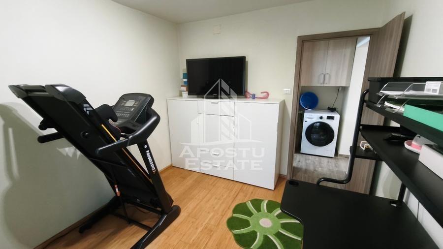 Apartament cu 4 camere decomandat, mobilat în Steaua
