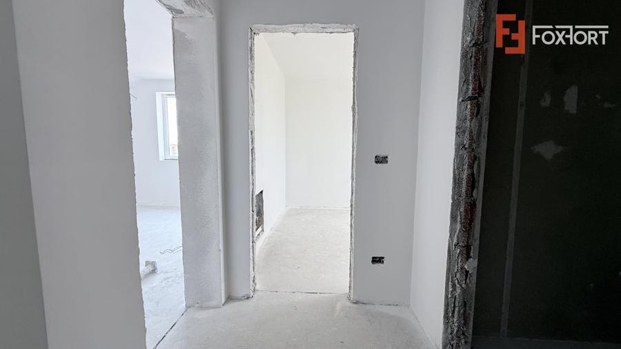 Duplex cu 4 camere cu Teren 290 Mp în Moșnița Nouă
