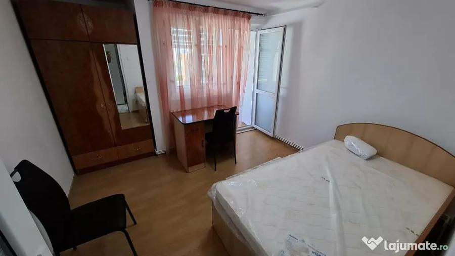 Apartament cu 2 camere decomandat în Independenței