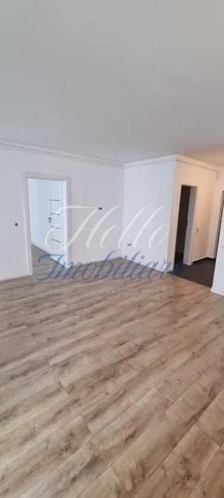 Apartament cu 2 camere semidecomandat în Florești