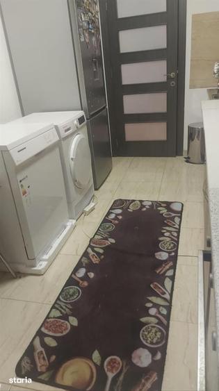 Apartament cu 3 camere decomandat în Chiajna