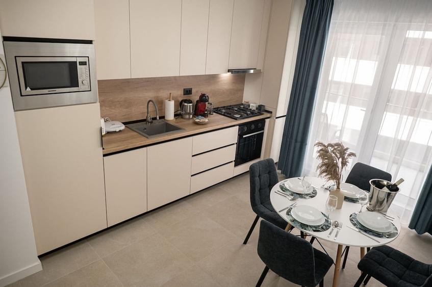 Apartament cu 2 camere decomandat în Mamaia-Sat
