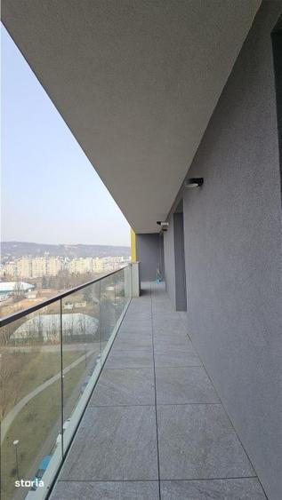 Apartament cu 3 camere semidecomandat, mobilat în Plopilor