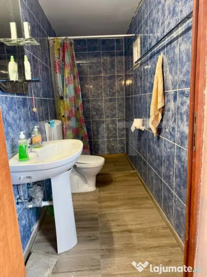 Casă cu 3 camere cu Teren 710 Mp în Central
