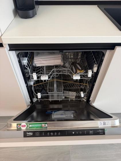 Apartament cu 2 camere decomandat, mobilat în Torontalului