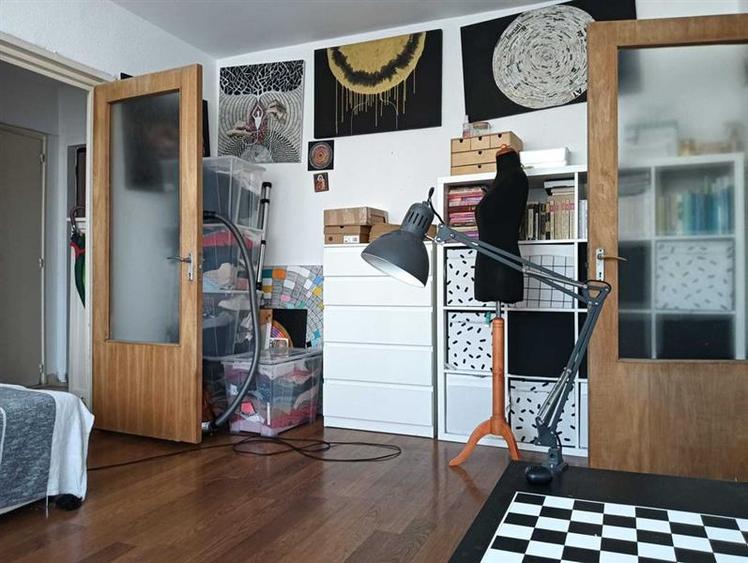 Apartament cu 2 camere semidecomandat în Obor