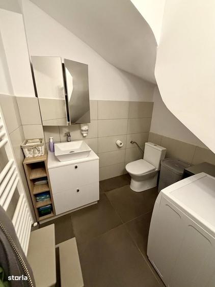 Casă cu 4 camere în Florești