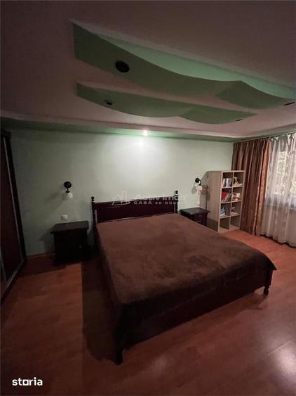 Casă cu 4 camere cu Teren 400 Mp în Central