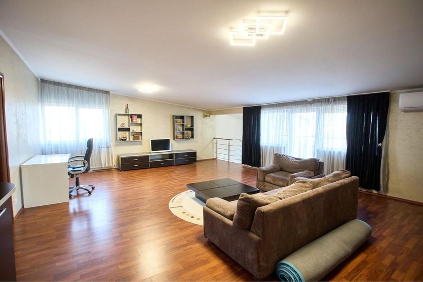 Casă cu 4 camere cu Teren 250 Mp în Cățelu