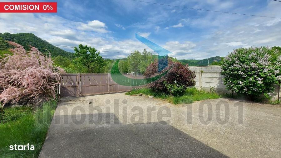Casă cu 4 camere cu Teren 1855 Mp în Central