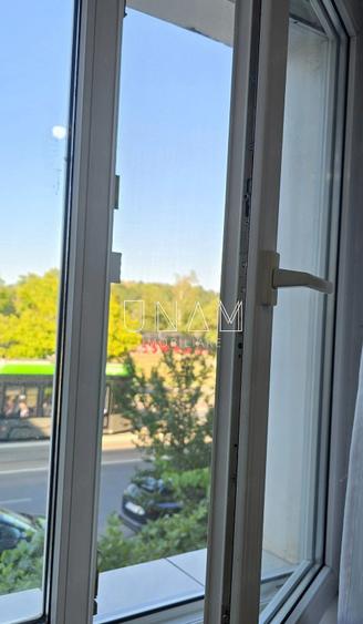 Apartament cu 2 camere decomandat în Triaj