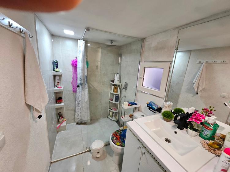 Casă individuală cu 3 camere cu Teren 100 Mp în Capitol