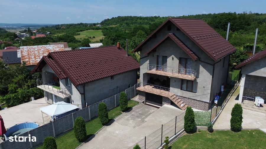 Casă cu 4 camere cu Teren 464 Mp în Central