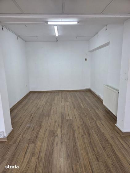 Spațiu comercial, de 58 mp, în Micro 14