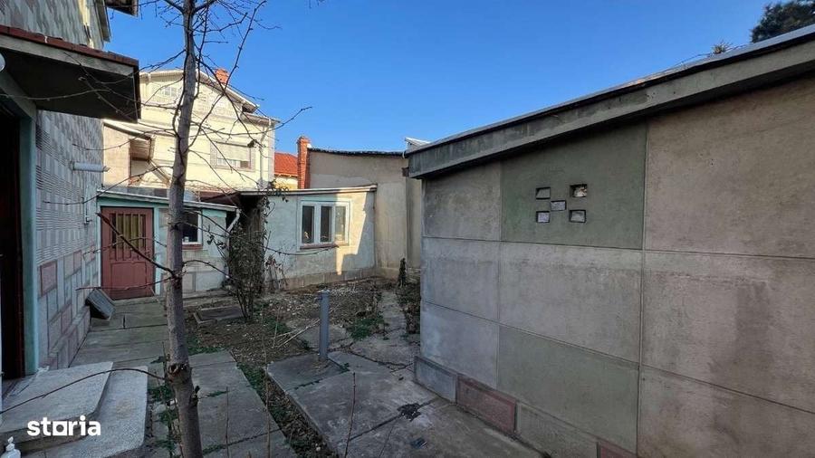 Casă cu 3 camere în Ultracentral